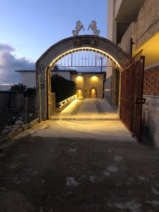 The Sunset Villa Leven Vlorë Exteriér fotografie